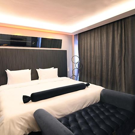 Via Ciragan Hotel อิสตันบูล ภายนอก รูปภาพ